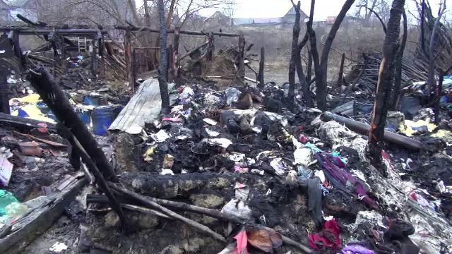 O femeie de 60 de ani din Bacău a ars de vie în propria casă