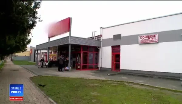 Două bancomate, furate cu totul din magazine din Medgidia și Hârșova. Clienții sunt șocați