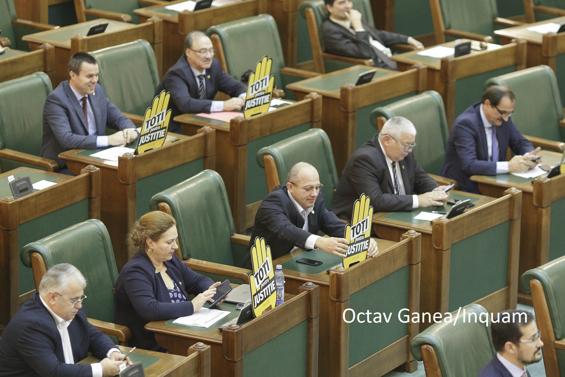 Protest in Parlament