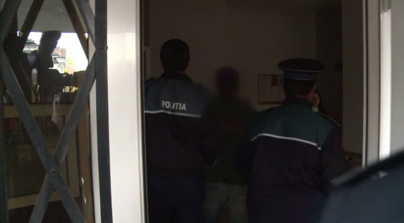 O minoră din Brăila ar fi fost violată pe un câmp de un tânăr de 21 de ani