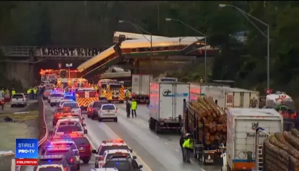 Un tren a deraiat, în SUA. Oficialii susțin că mecanicii nu au adaptat viteza