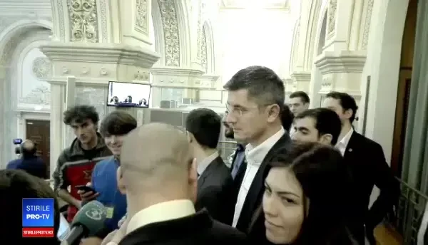 Presedintele USR: Puterea transformă Justiţia într-un instrument de casă