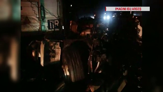 Două TIR-uri s-au ciocnit pe autostrada București-Pitești. Un șofer a ajuns la spital