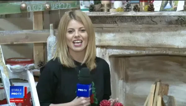 Tânărul care împodobește brazi contra-cost. Cere 200 de lei pentru fiecare comandă