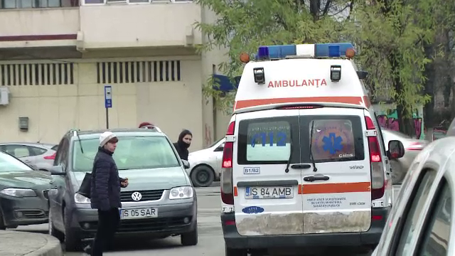 Pacient, căzut de la etajul 5 al unui spital din Iași. Este al doilea caz din această lună