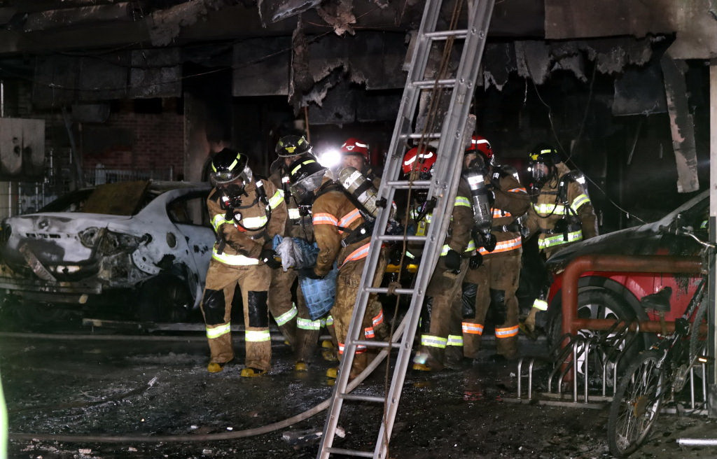 Cel puțin 28 de morți și 26 de răniți, după un incendiu izbucnit într-o saună, în Coreea de Sud