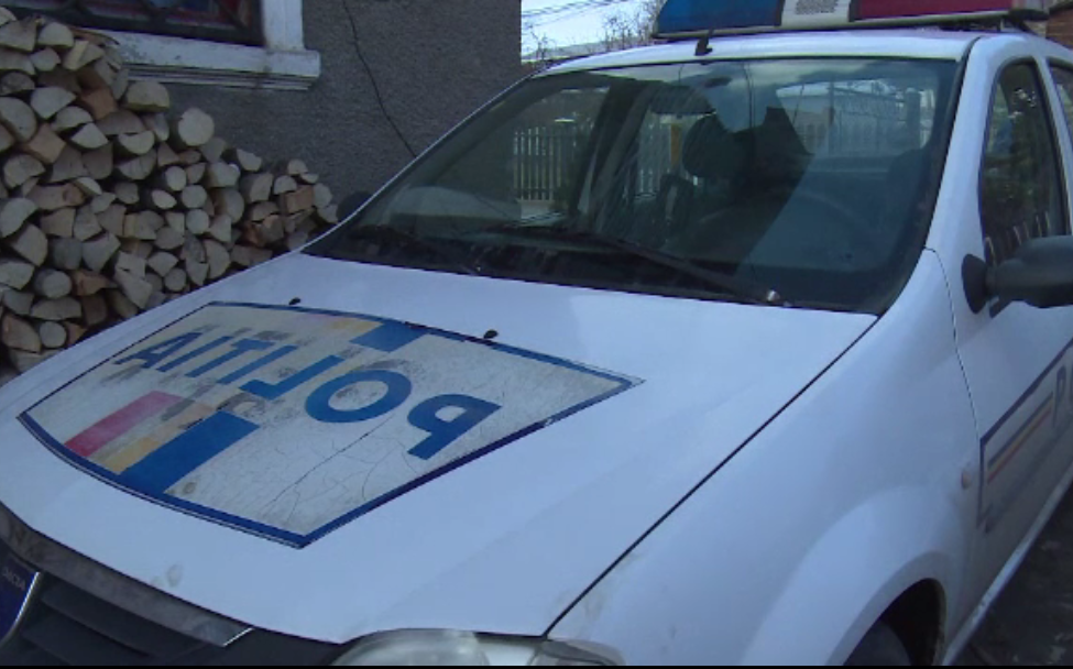 Bărbat din Argeş, reţinut pentru că şi-a bătut soţia 2 zile la rând