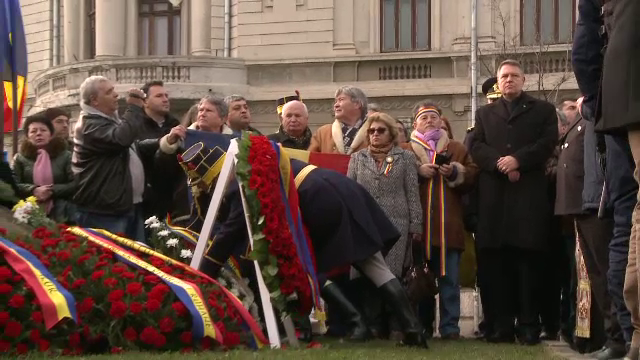 28 de ani de la Revoluție. Festivități în Piața Universității, la care a participat și Klaus Iohannis