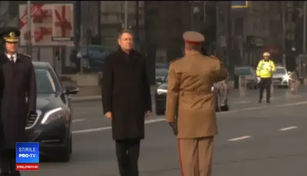 28 de ani de la Revoluție. Festivități în Piața Universității, la care a participat și Klaus Iohannis