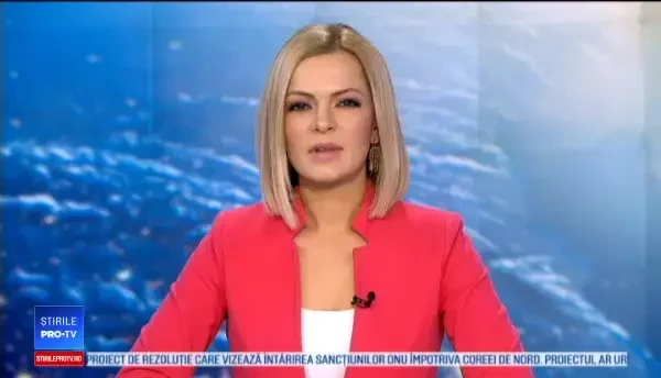 Prinţul Harry şi Meghan Markle au publicat un set de fotografii oficiale care marchează logodna lor