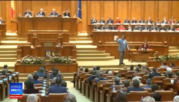 Bugetul de stat pe 2018 a fost adoptat. Opoziția acuză Guvernul că duce țara în criză