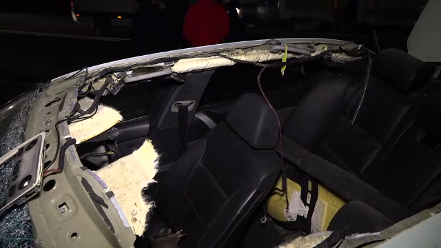 Teribilism la volan. Șoferul a fost aruncat prin plafonul mașinii după impact