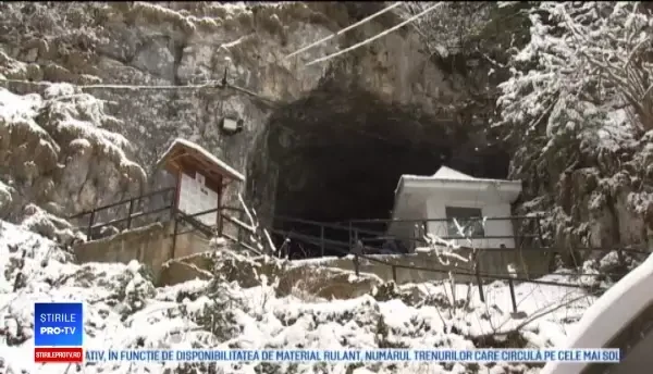 Crăciun de poveste în comuna Dâmbovicioara. Pensiunile sunt rezervate și pe anul următor