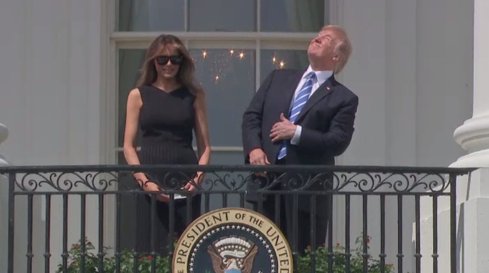 Cele mai bune ”virale” din 2017. Copiii care și-au întrerupt tatăl în direct la BBC