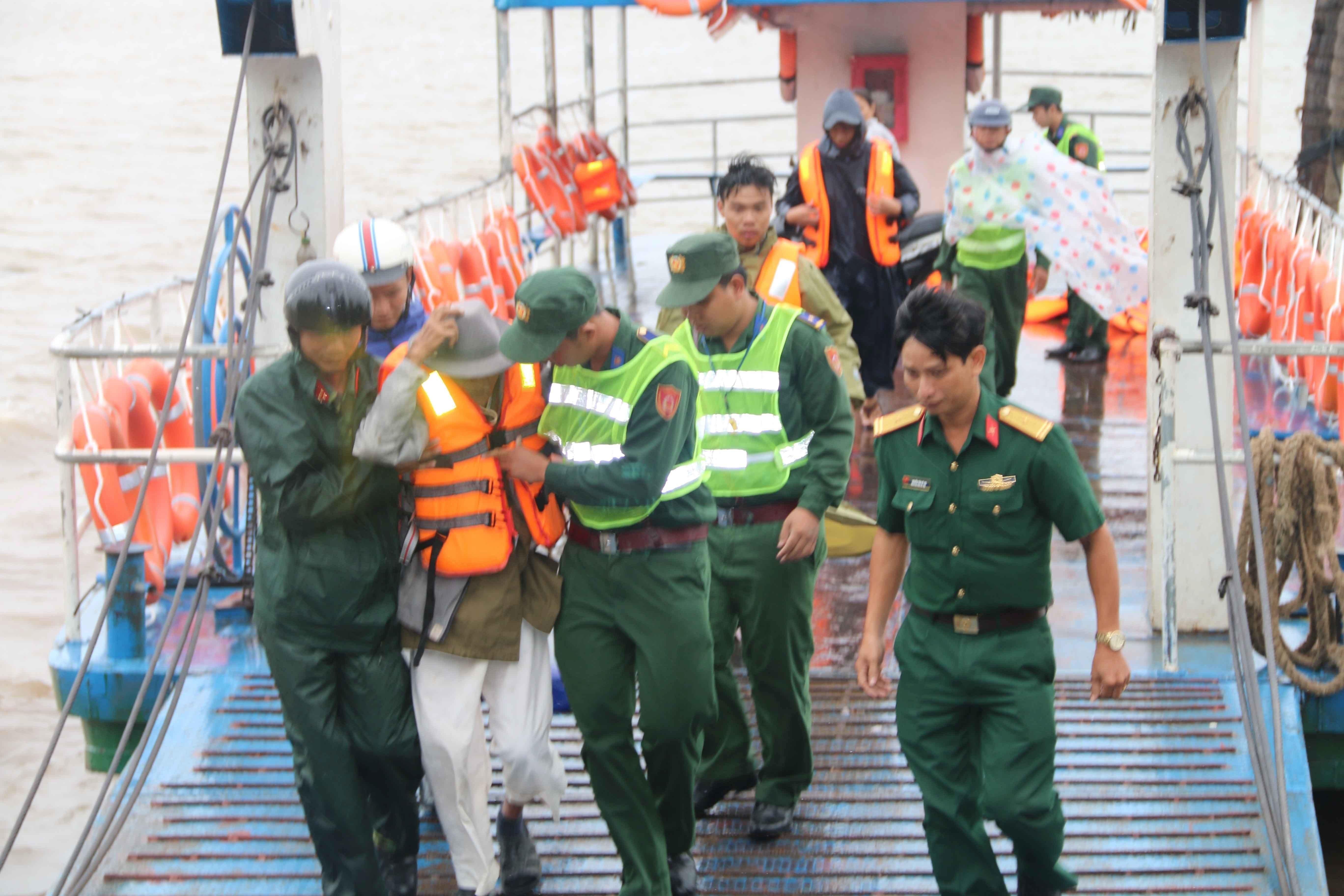 Evacuări în Vietnam: peste 1,2 milioane de oameni afectați de taifunul Tembin