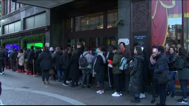 A început ”Boxing Day”. Se anticipează vânzări de peste 4 miliarde £