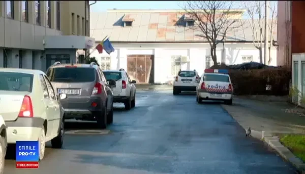 Tânăr, în stare gravă după ce a fost înjunghiat de un bărbat care ar fi fost băut