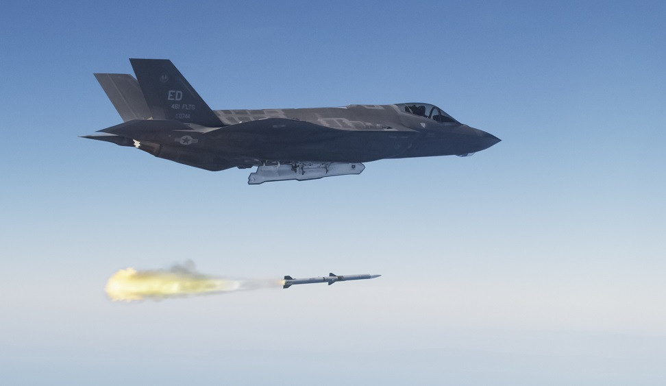 România ar putea cumpăra rachete americane aer-aer de la firma care ne-a vândut şi Patriot