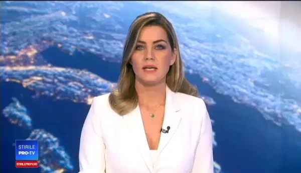 Incendiu puternic la o cabană în localitatea Săsciori, judeţul Alba. Clădirea s-a făcut scrum