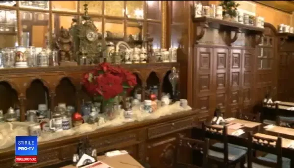 Oferte de ultim moment pentru Anul Nou: petreceri la înălțime sau în restaurante tradiționale