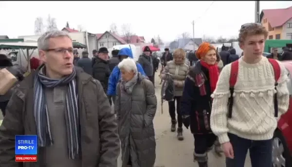 Turiștii francezi, fascinați de tradițiile din Bucovina: Doar în filme am văzut