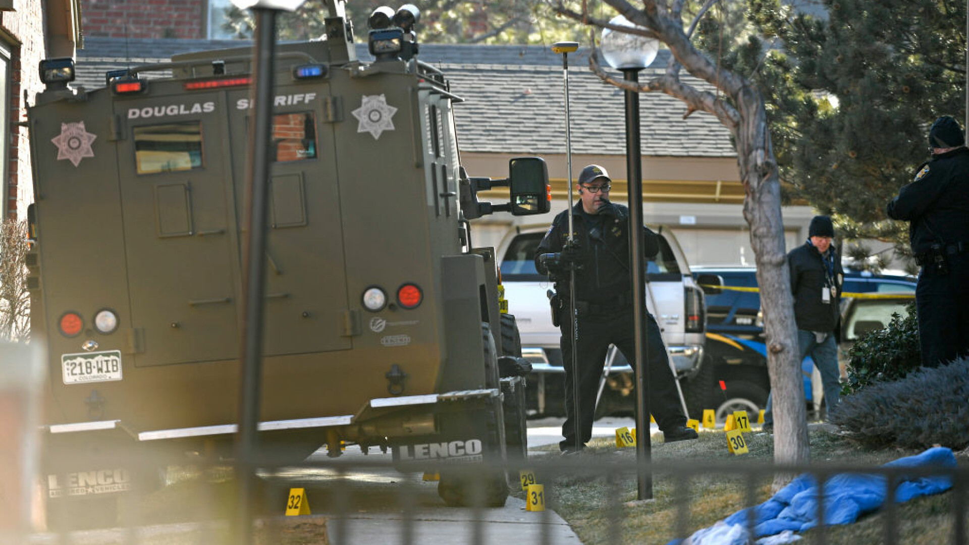Conflict armat cu un mort în SUA, după ce poliţia a intervenit într-o dispută conjugală