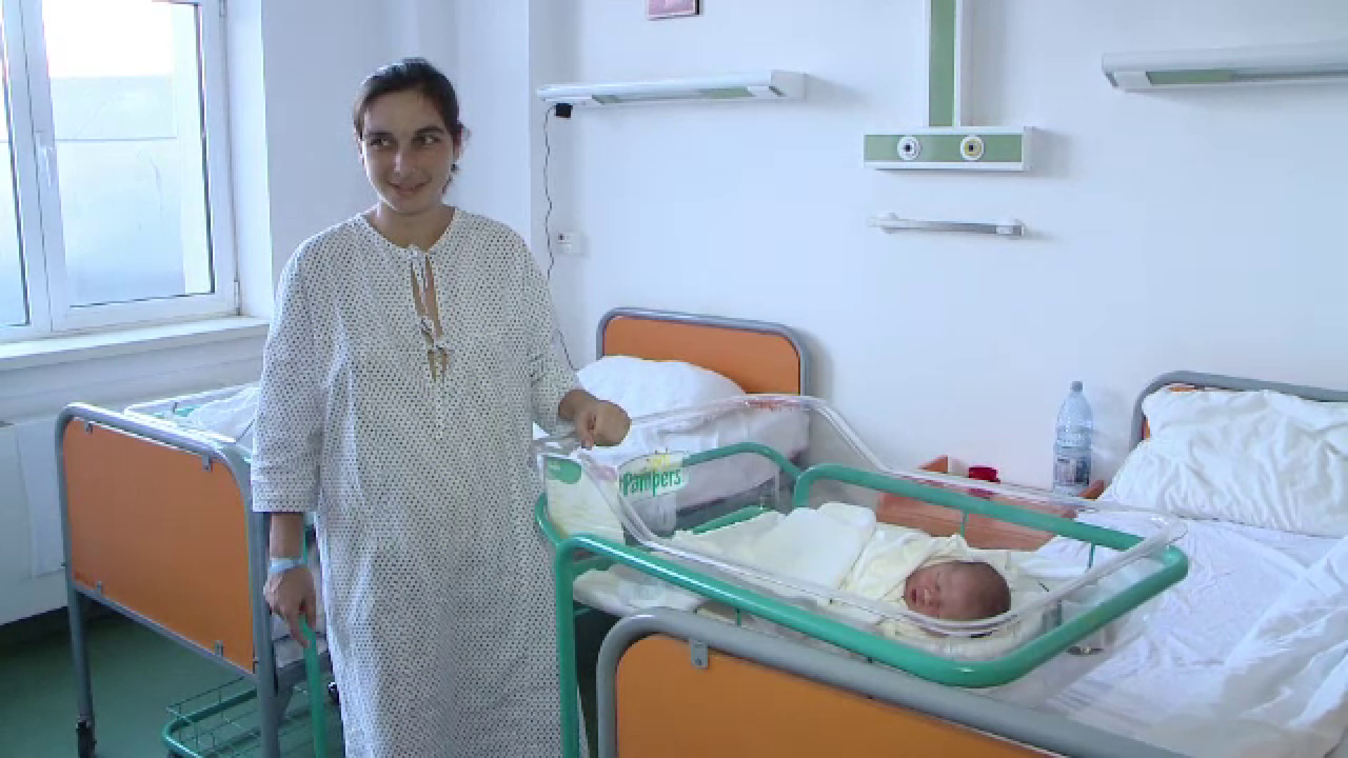 Doi copii care s-au născut în primele ore ale anului 2018, botezați ”Vasile”