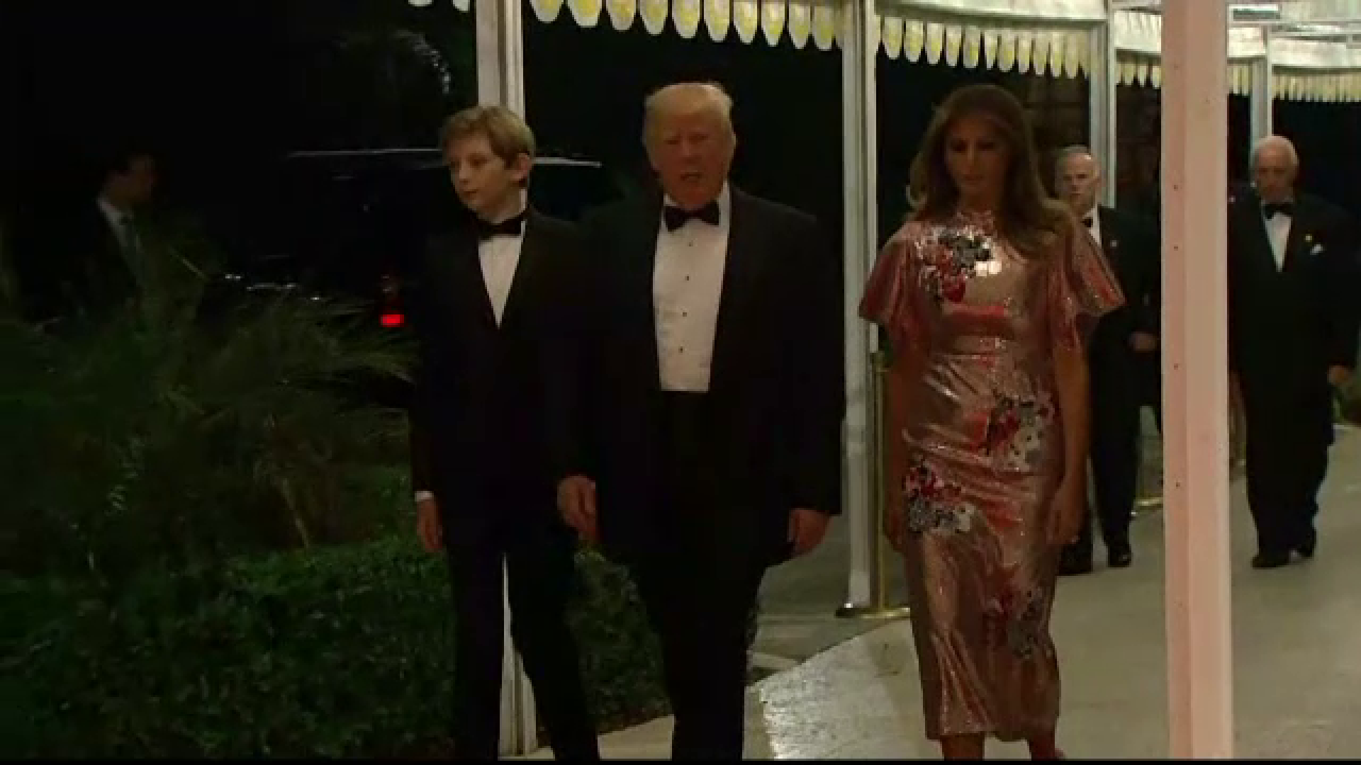 Donald Trump, Revelion de lux, în Florida. Răspunsul la amenințarea lui Kim Jong-un