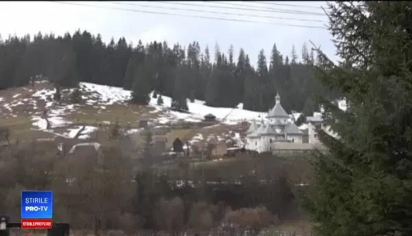 Modul unic în lume în care este preparat păstrăvul în Bucovina. Un vânător a găsit soluția