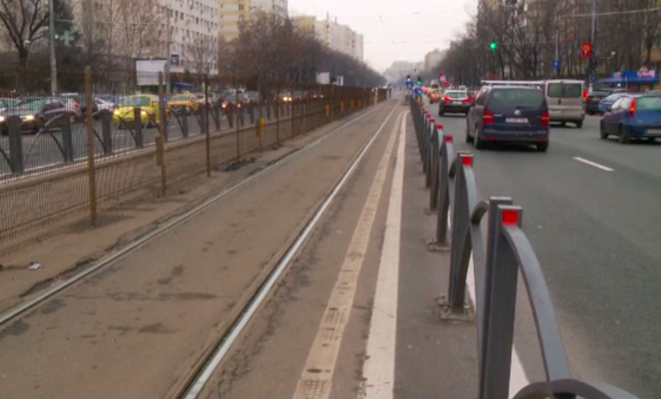 Soluțiile Gabrielei Firea pentru fluidizarea traficului. Autobuzele și bicicliștii, pe linia de tramvai