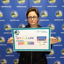 O femeie a câştigat 5 milioane de dolari la loterie cu un bilet pe care nu a vrut să-l cumpere