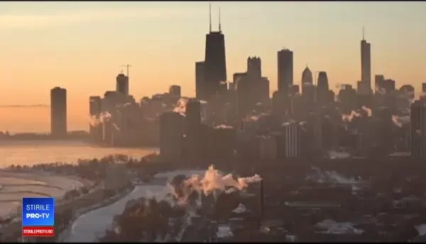 Vortex polar deasupra SUA și Canadei. 75 de mașini, implicate într-un carambol în New York