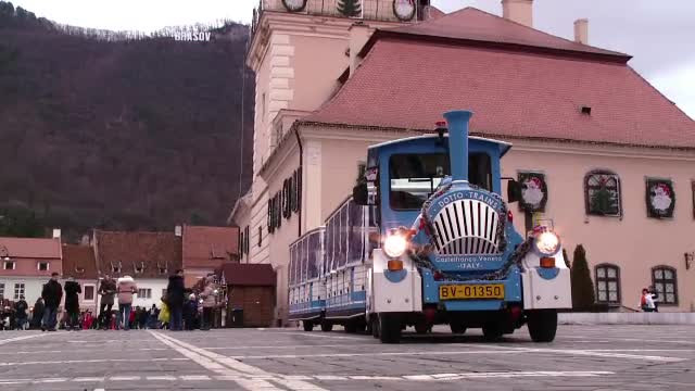 Cum se distrează turiştii care au rămas la munte şi după Revelion