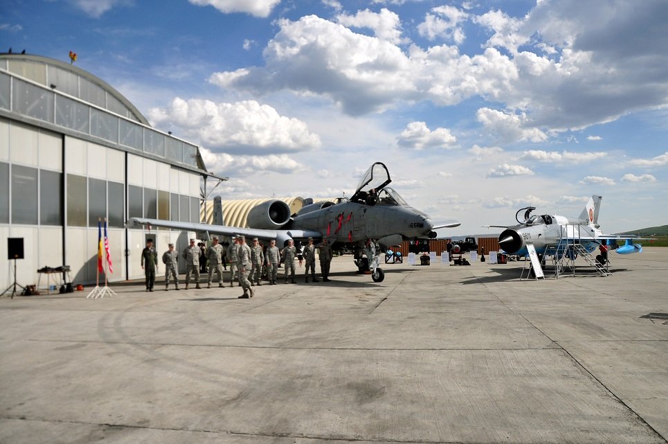 Ziua Distinsilor Vizitatori a exercitiului romano-american Dacian Thunder 2015, care are loc la Baza 71 Aeriana de la Campia Turzii.