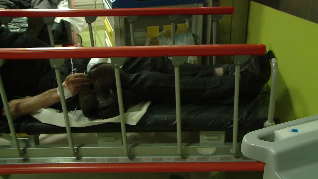 Bărbat din Iași, în stare gravă la spital după ce a fost bătut de soție