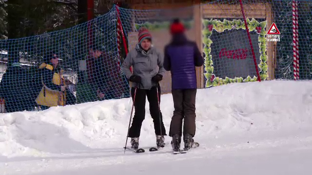 CAMERA ASCUNSĂ. Falșii instructori de schi pun în pericol turiștii: ”Doamnă, mă iei cu autorizaţie?”