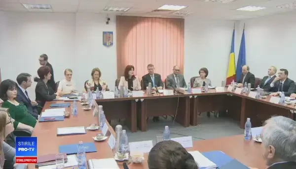 Klaus Iohannis: „Avem persoane condamnate în conducerea statului. Nu e bine”