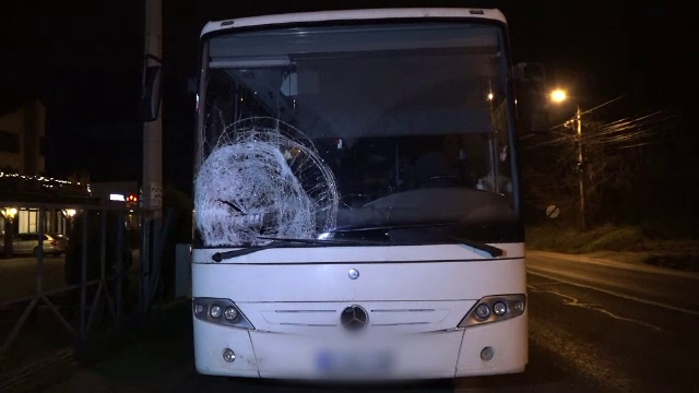 A murit izbit în plin de un autobuz. Greșeala comisă de un tânăr de 29 de ani