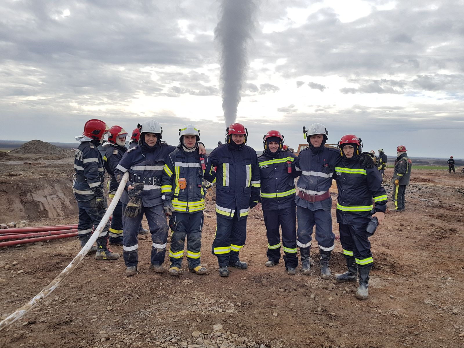 Intervenţia la sonda din Satu Mare, finalizată la 20 de zile de la izbucnirea incendiului