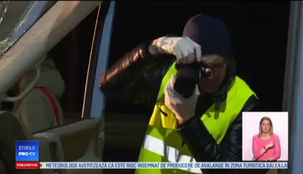 Minor, reţinut după ce a produs 3 accidente cu 6 răniţi. Beat, a furat maşina părinţilor