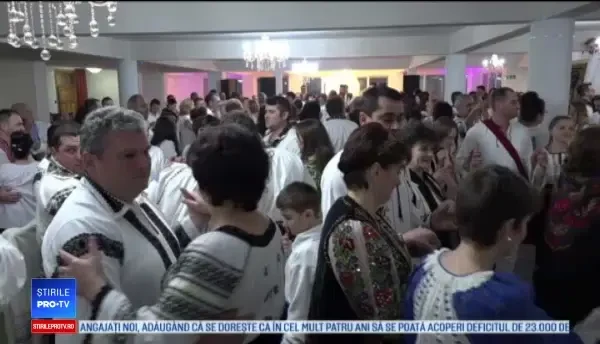 Două milioane de romani îşi serbează onomastica. Noapte grea pentru tinerii neînsuraţi din Olt
