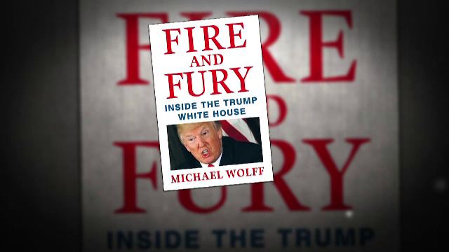 Autorul cărţii Fire and Fury: La Casa Albă se vorbește zilnic despre pericolul destituirii lui Trump