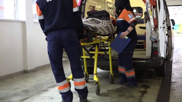 O femeie a făcut peritonită și a murit, după ce a fost tratată doar pentru glicemie mărită