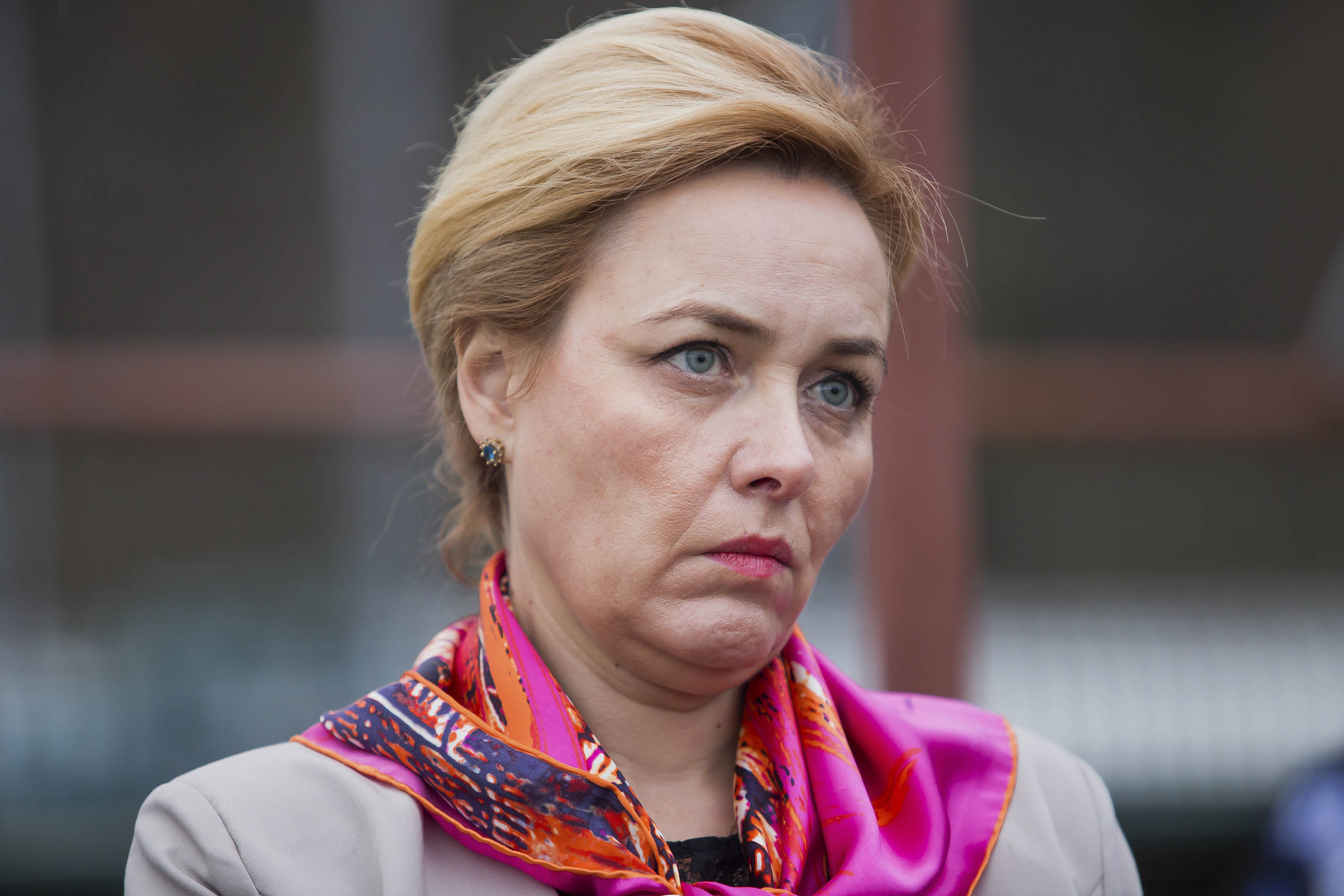 Ministrul de Interne: Repet, salariile angajaților, conform tuturor simulărilor, nu scad