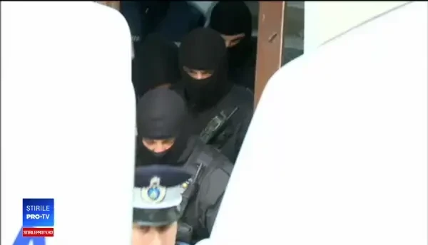 Polițistul suspectat de pedofilie, audiat de procurori în legătură cu un caz similar din 2009