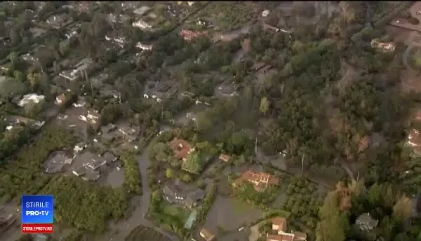 Furtuni puternice în sudul Californiei. Cel puțin 13 morți în urma alunecărilor de teren provocate