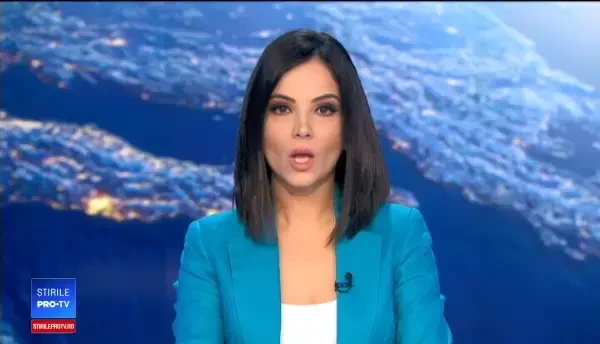 Un taximetrist și clienta lui, la spital, după ce au fost loviți în plin de un șofer neatent