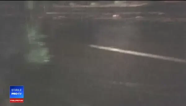 17 decese în California după alunecările de teren. Imagini dramatice cu operațiuni de salvare