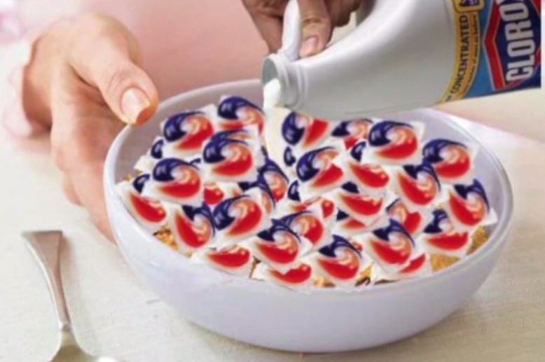 Trend periculos în rândul adolescenților: ingerează capsule de detergent