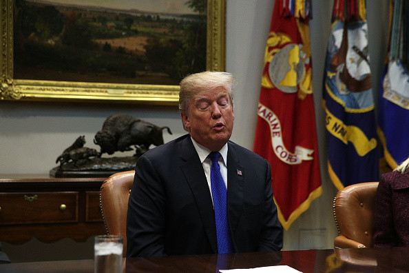 Trump: ”De ce îi primim pe toți acești oameni din țări de rahat?”